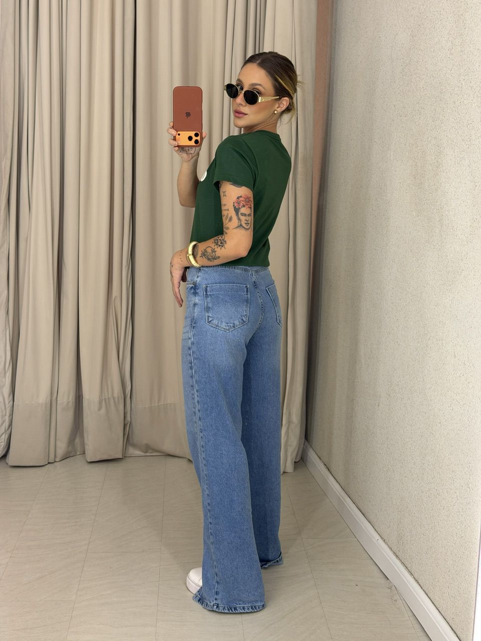 T-SHIRT LILIANE BABY LOOK VERDE ESCURO