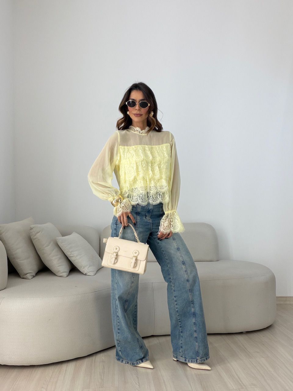 BATA ANA CECILIA RENDA YELLOW BUTTER