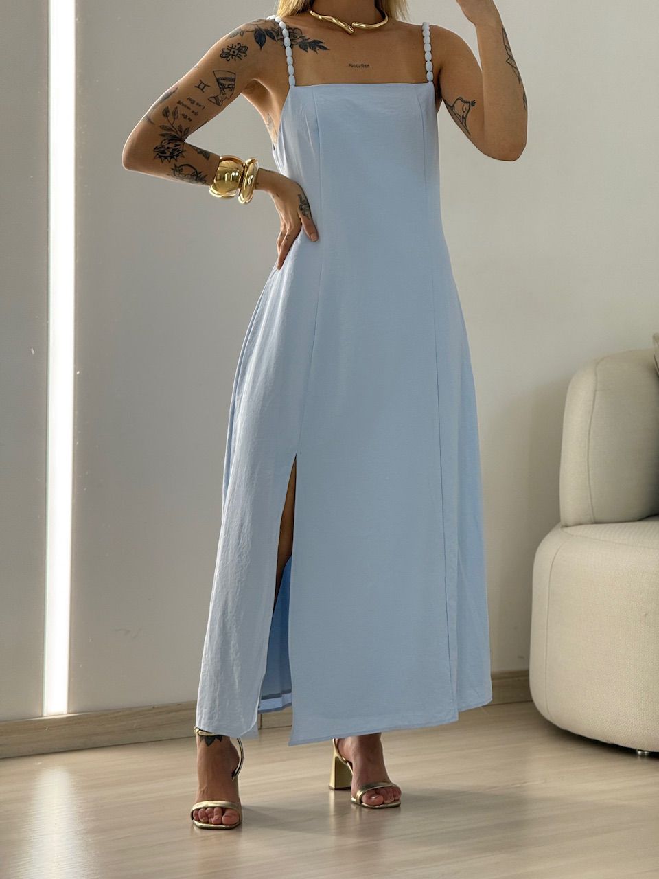 VESTIDO MAISA FENDA BABY BLUE