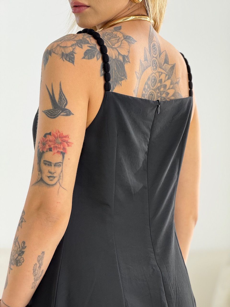 VESTIDO MAISA FENDA PRETO