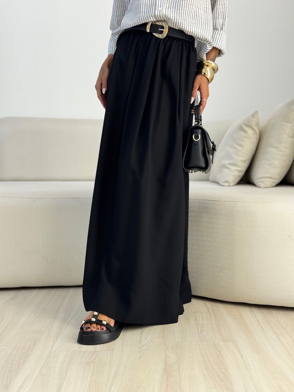 SAIA SAMANTA LONGA PRETA - 0072630033 - CAROLLA FERRARO