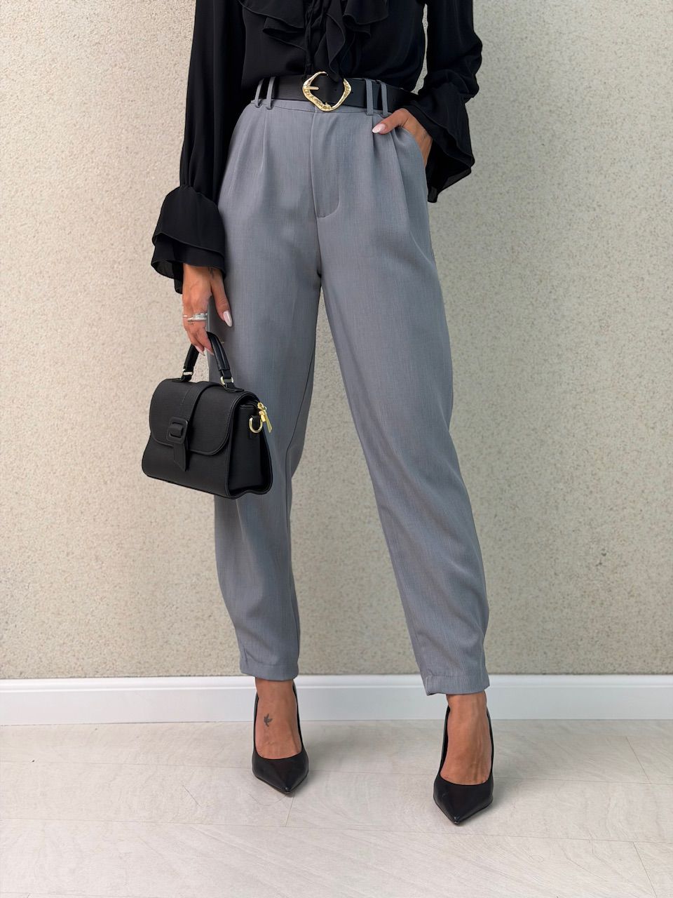 CALÇA KATARINE CENOURA CINZA - 0076360091 - CAROLLA FERRARO