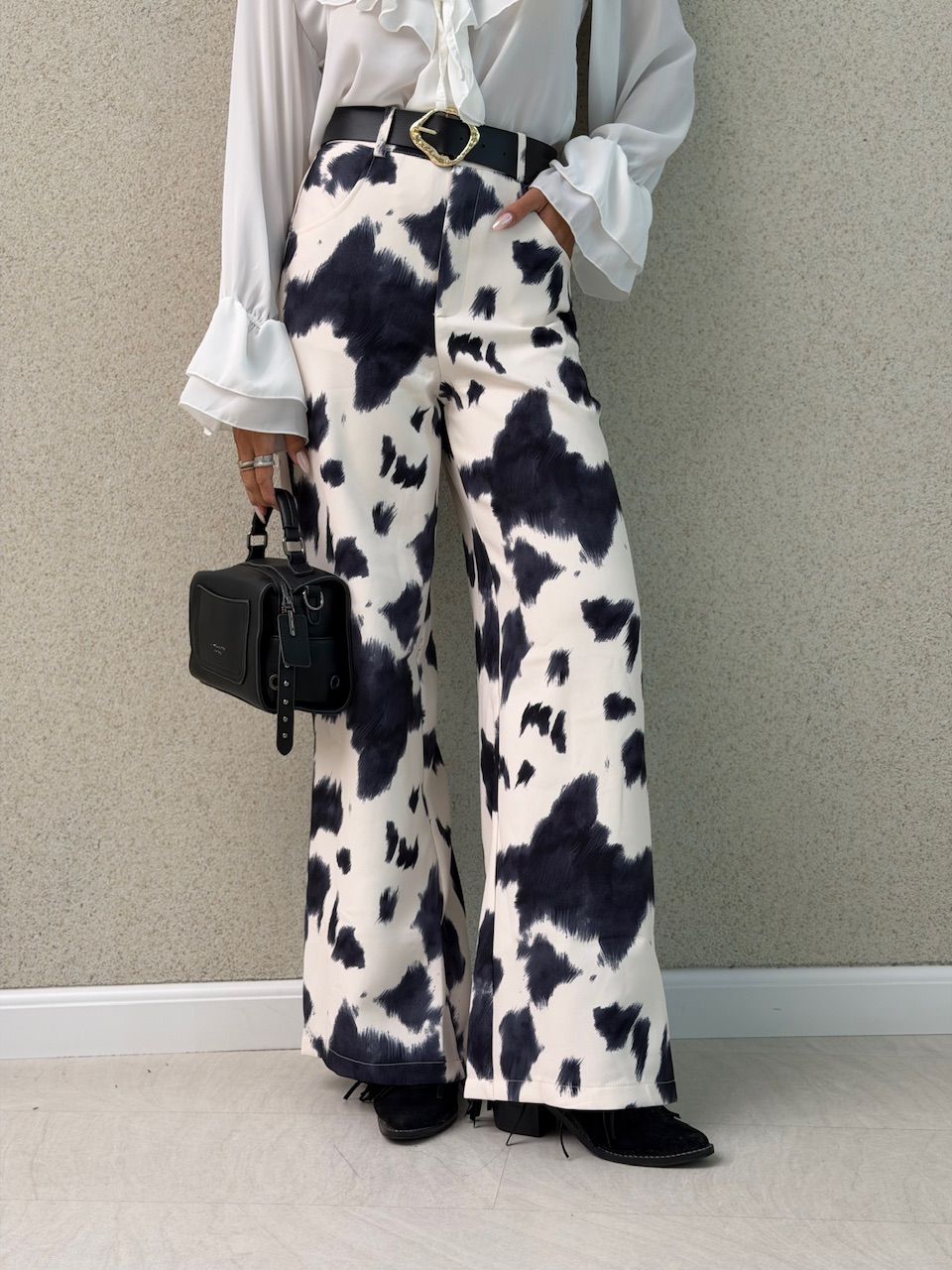 CALÇA MELINA VACA MARINHO - 0076350055 - CAROLLA FERRARO