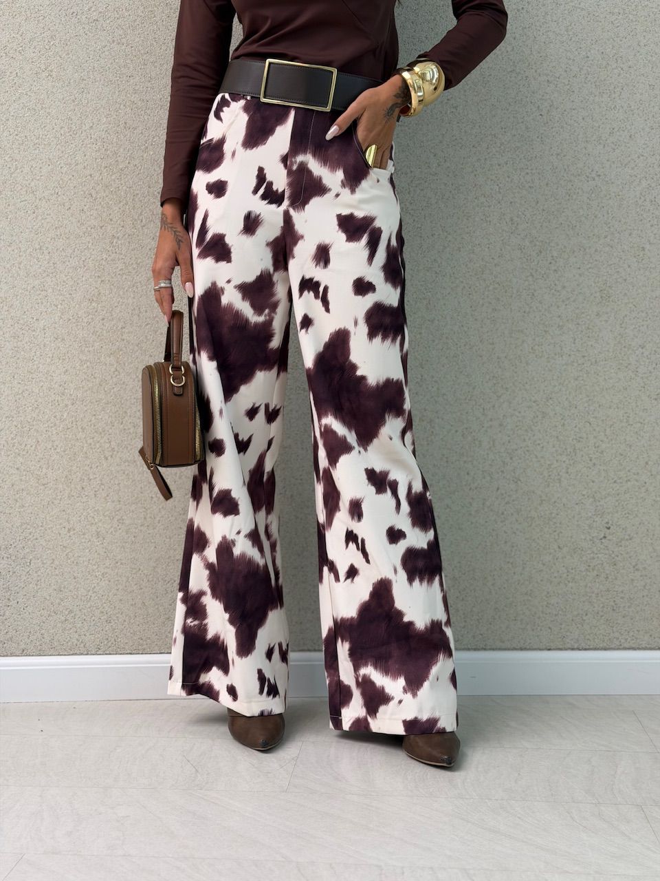 CALÇA MELINA VACA MARROM