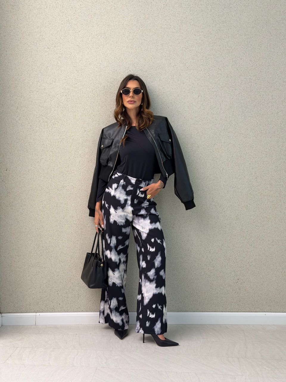 CALÇA MELINA VACA PRETA