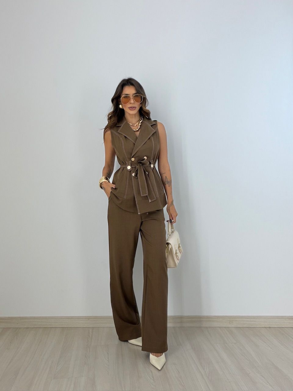 CONJUNTO HELOISA CALÇA MARROM - 0077370054 - CAROLLA FERRARO