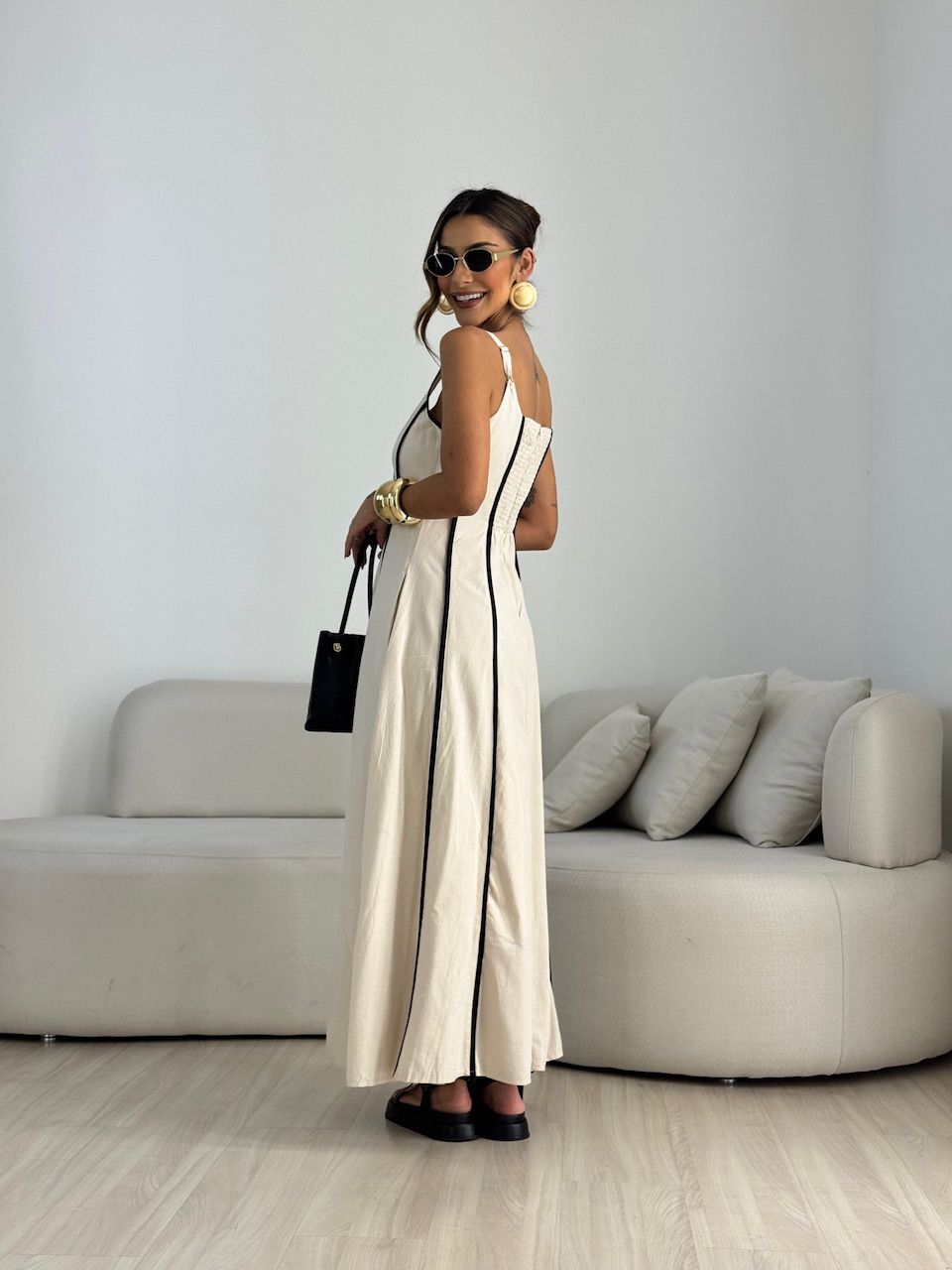 VESTIDO IVANA VIÉS AREIA