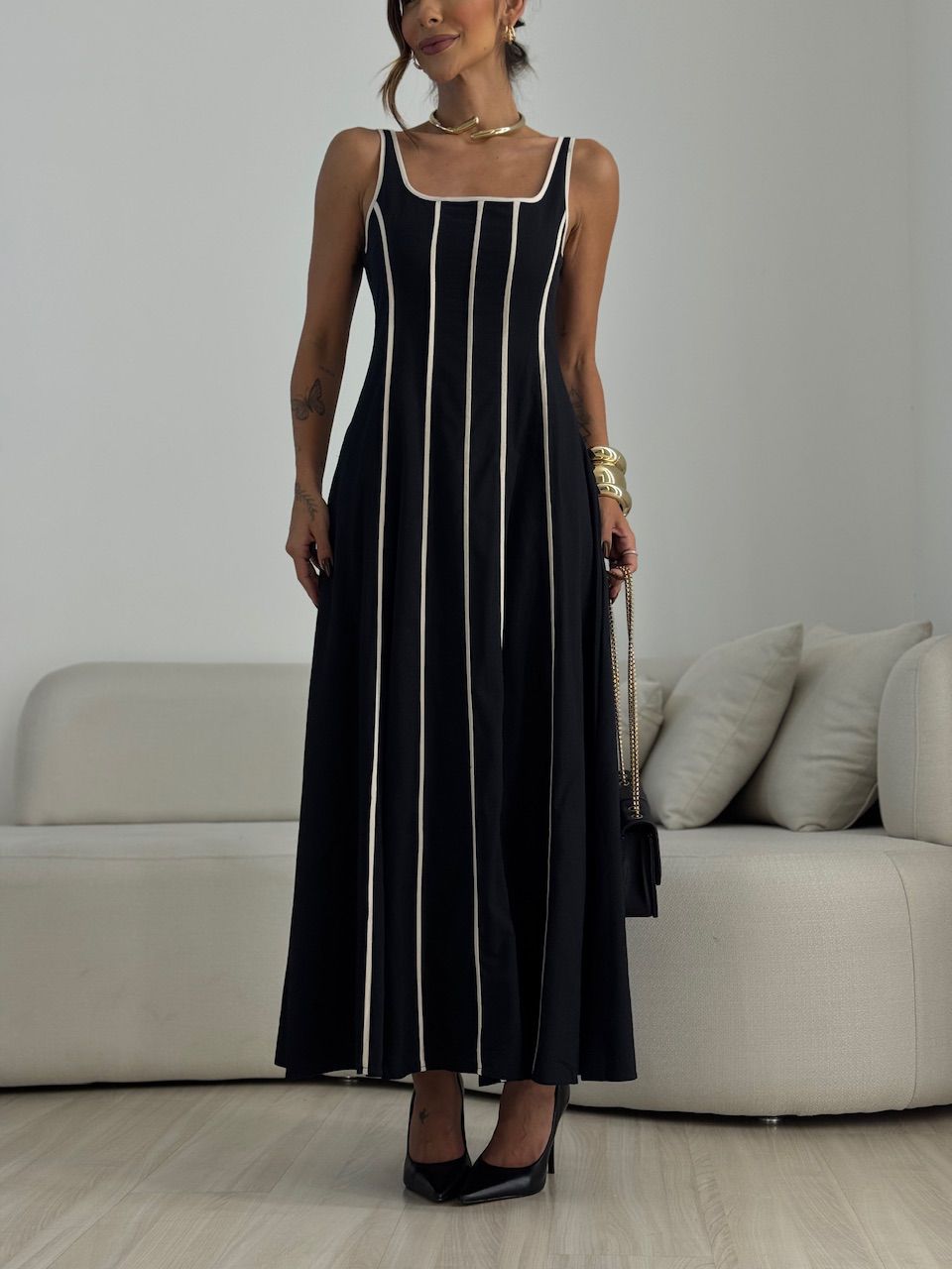 VESTIDO IVANA VIÉS PRETO
