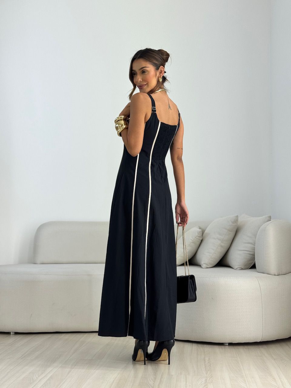 VESTIDO IVANA VIÉS PRETO