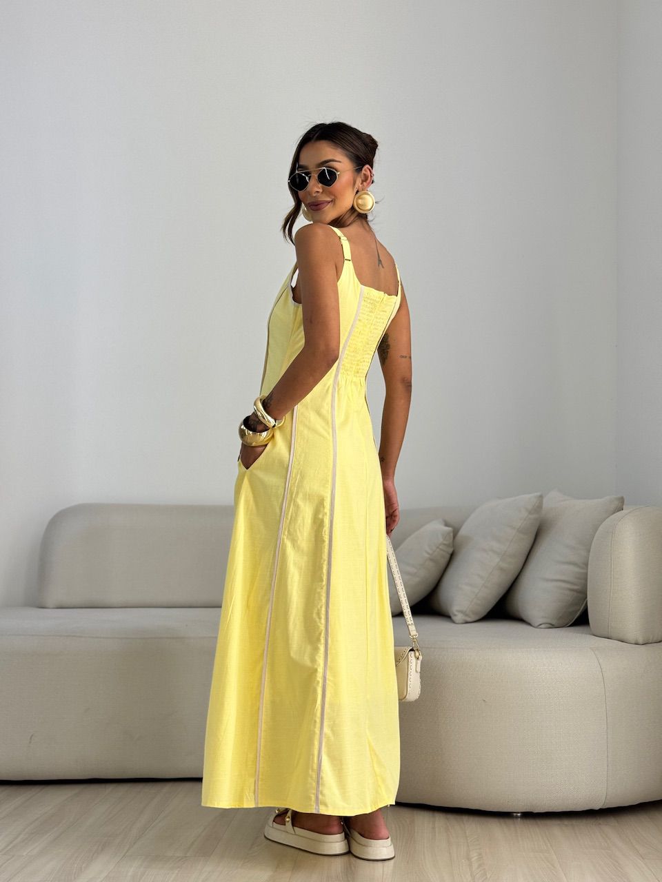 VESTIDO IVANA VIÉS YELLOW BUTTER