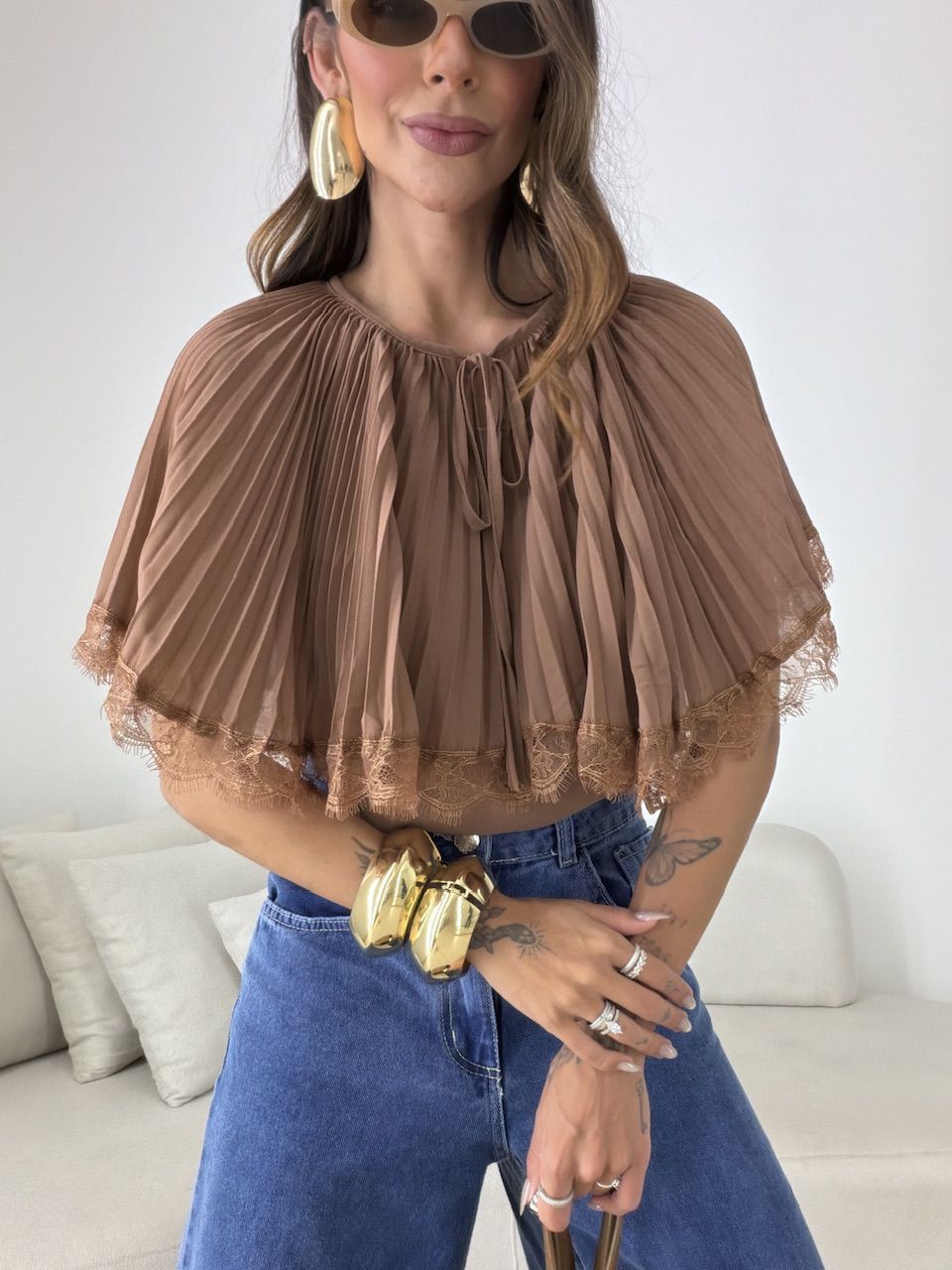 BLUSA BETINA PLISSADA MARROM
