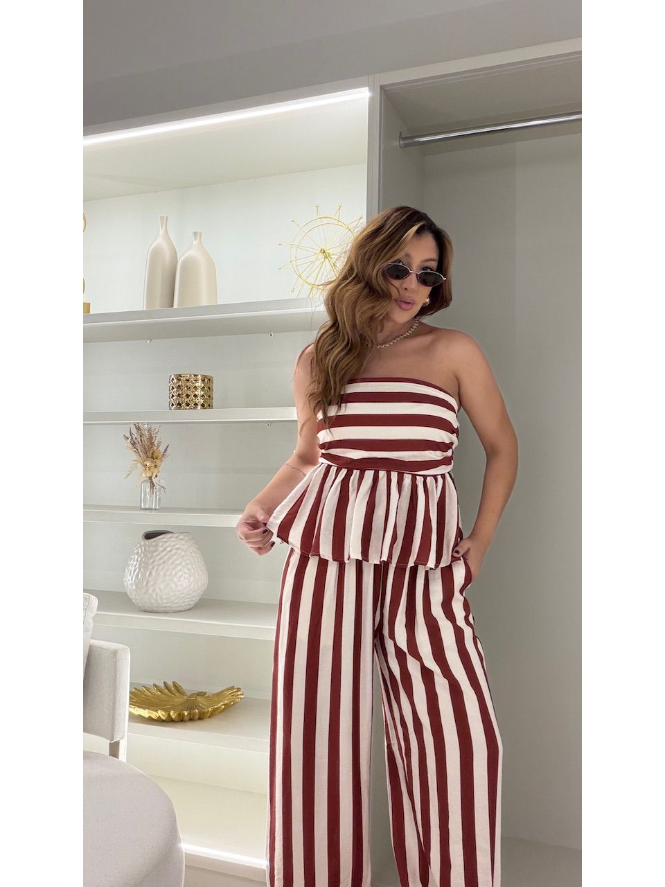 CONJUNTO CORALINE LISTRADO CREME/VINHO