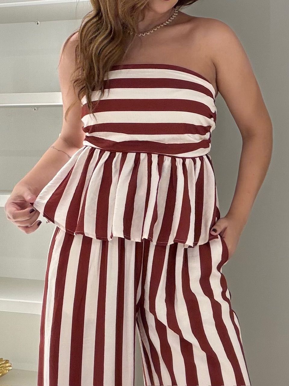 CONJUNTO CORALINE LISTRADO CREME/VINHO
