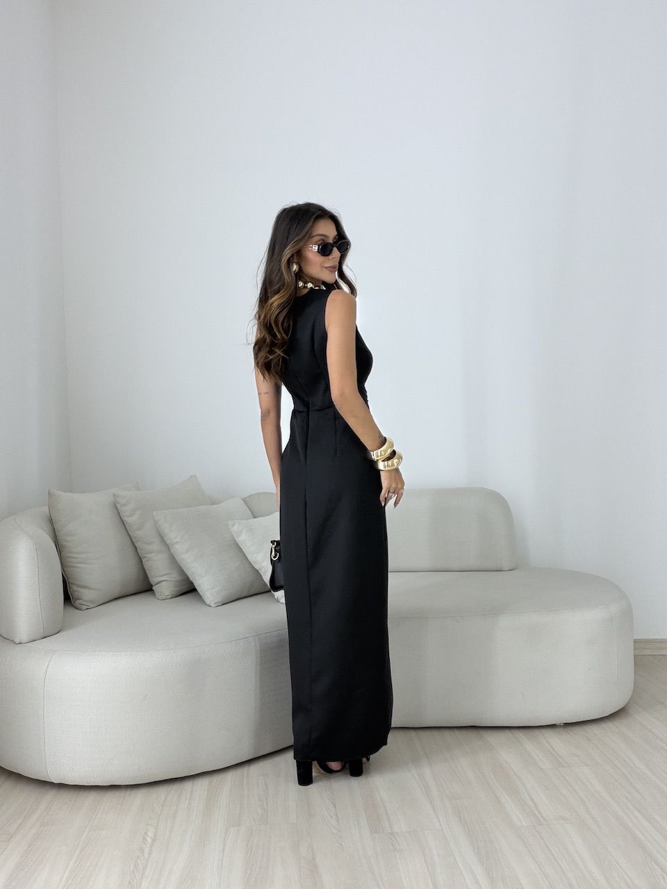 VESTIDO BELLA DECOTE PRETO
