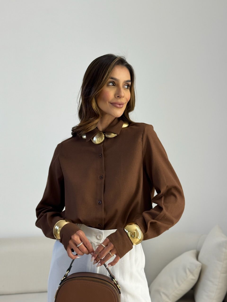 CAMISA DAFNE LINHO MARROM - 0072770054 - CAROLLA FERRARO