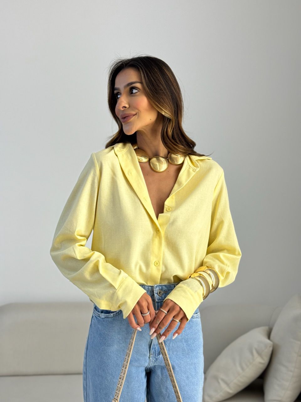 CAMISA DAFNE LINHO YELLOW BUTTER