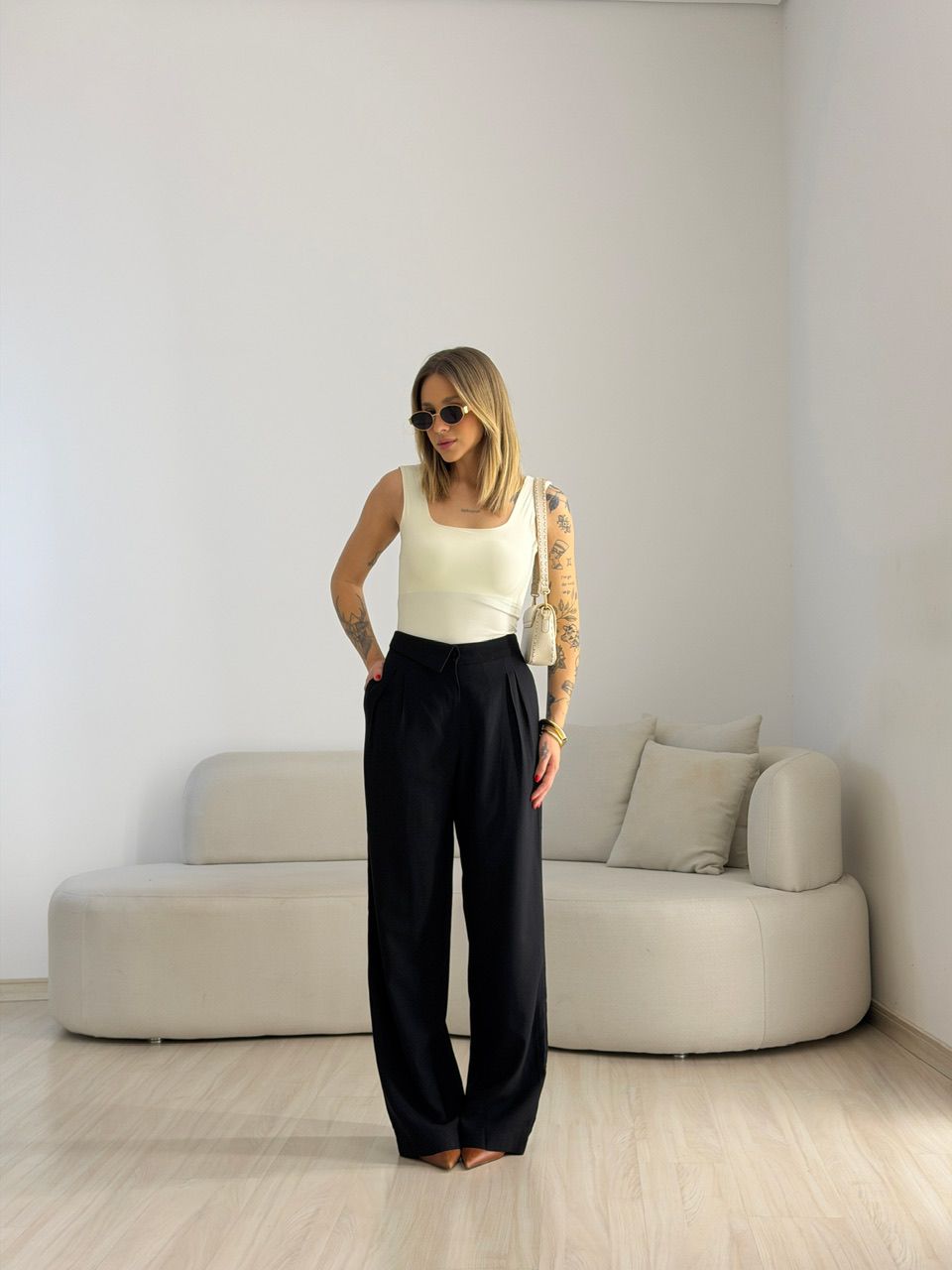 CALÇA PAOLA RETA PRETA