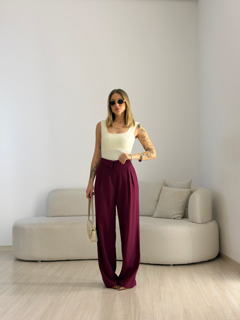 CALÇA PAOLA RETA VINHO