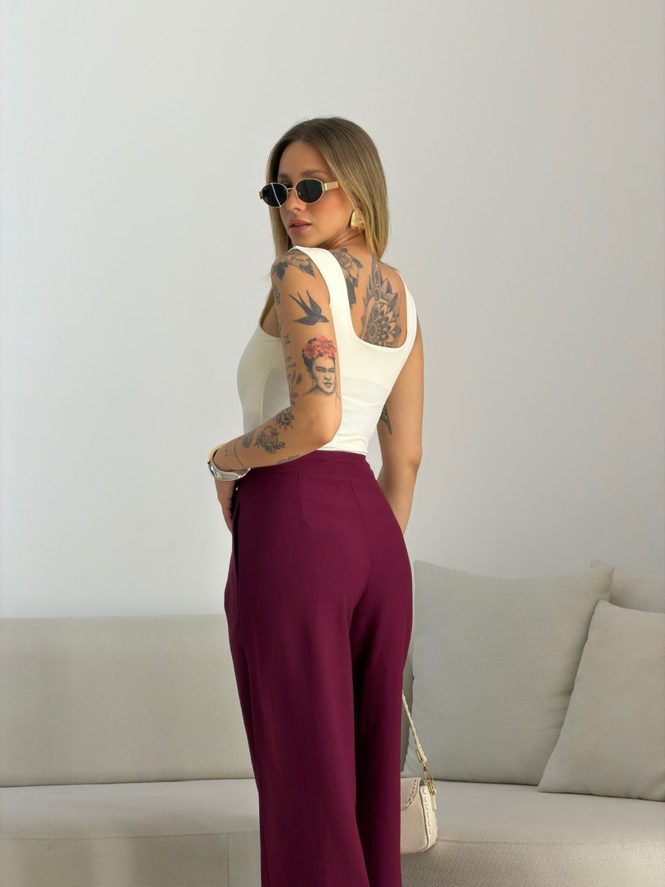 CALÇA PAOLA RETA VINHO