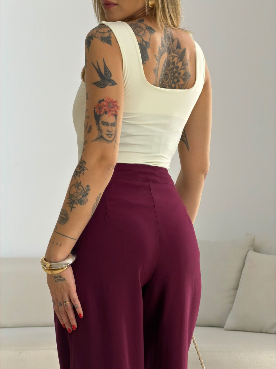 CALÇA PAOLA RETA VINHO