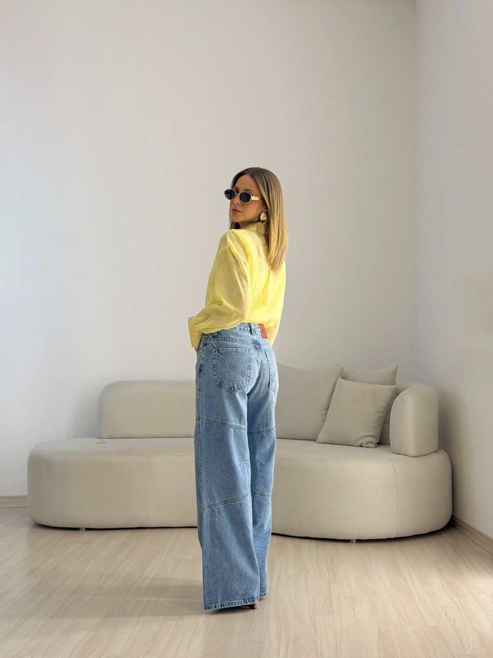 CAMISA KEILA LISTRAS AMARELA