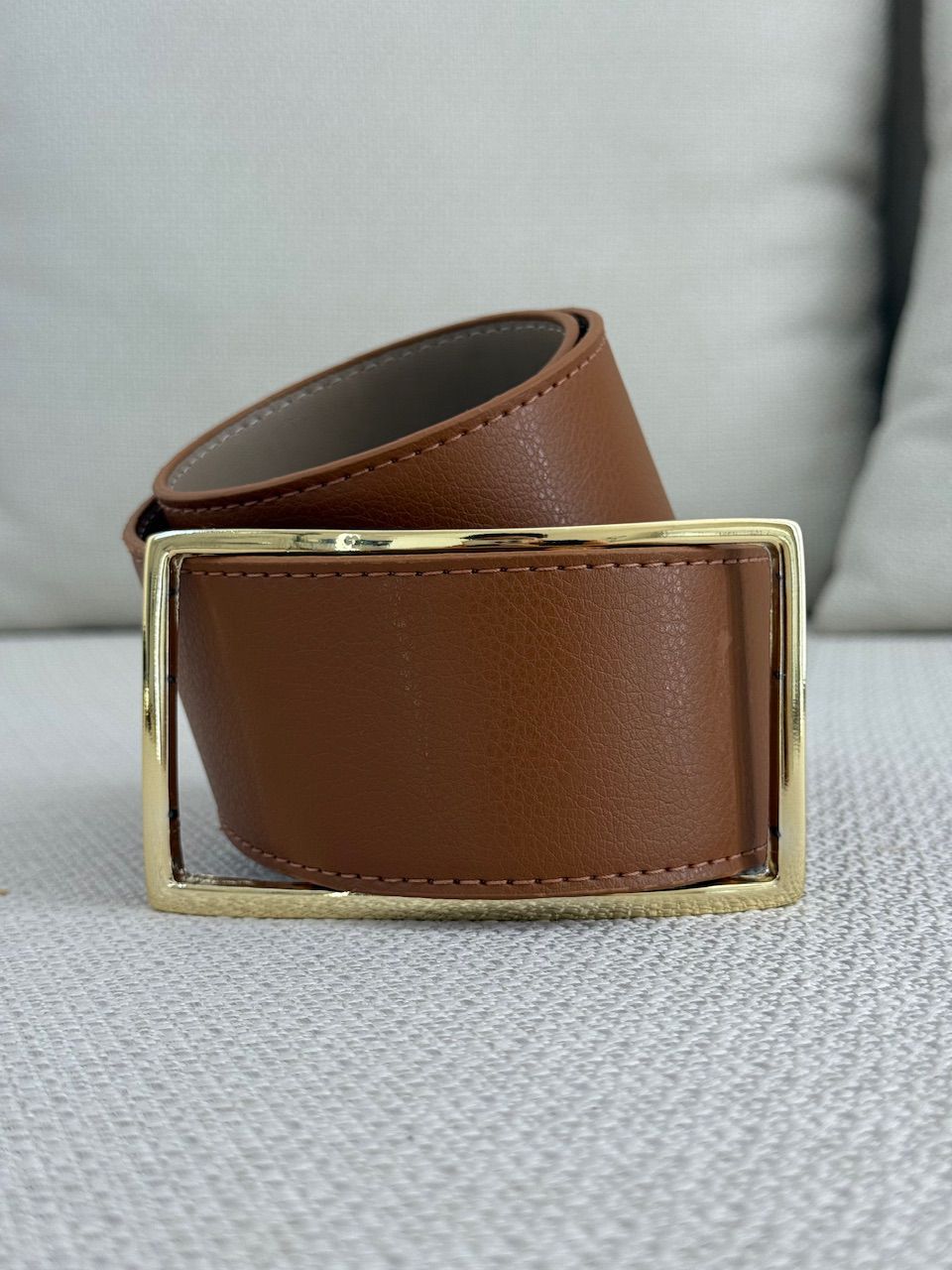 CINTO MARCELI GRANDE MARROM - 0076340054 - CAROLLA FERRARO