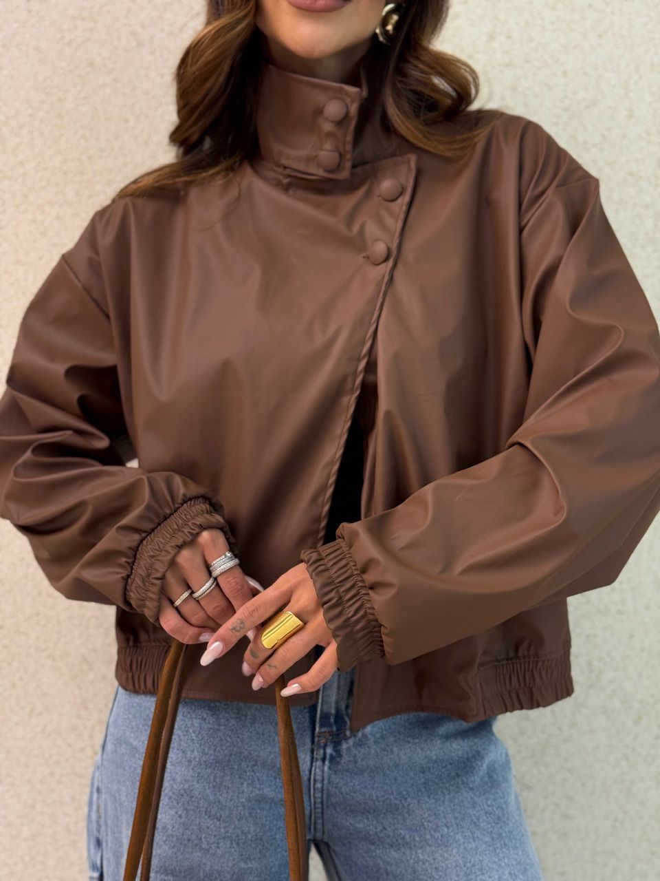 JAQUETA MARIANE COURO FAKE MARROM