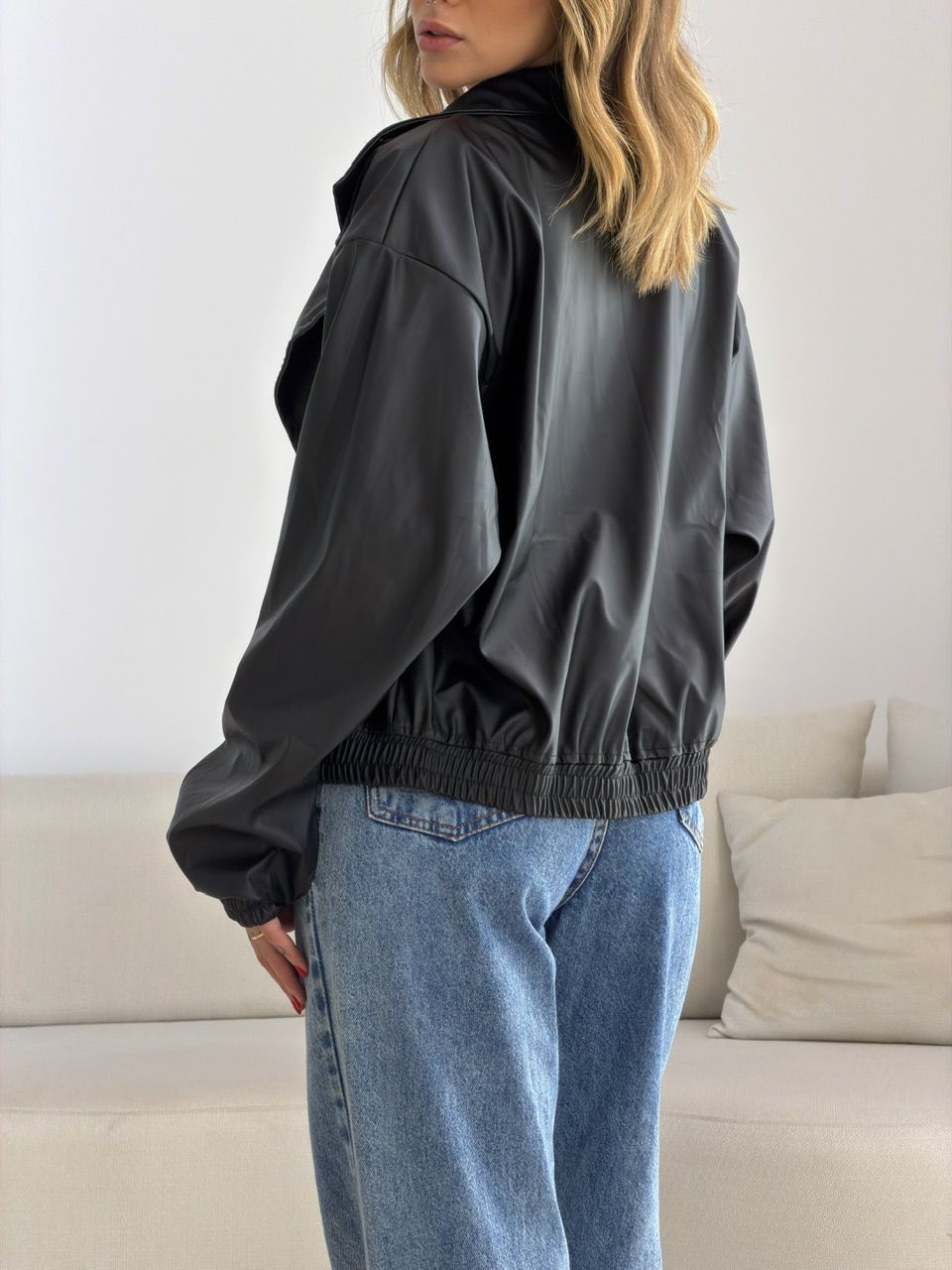 JAQUETA MARIANE COURO FAKE PRETA