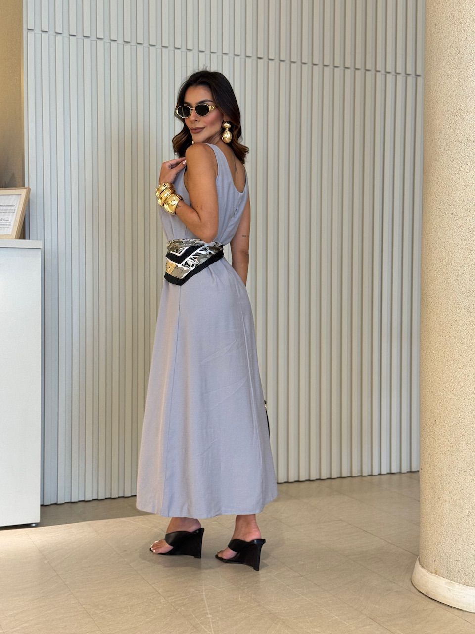 VESTIDO GLENDA CAVADO CINZA