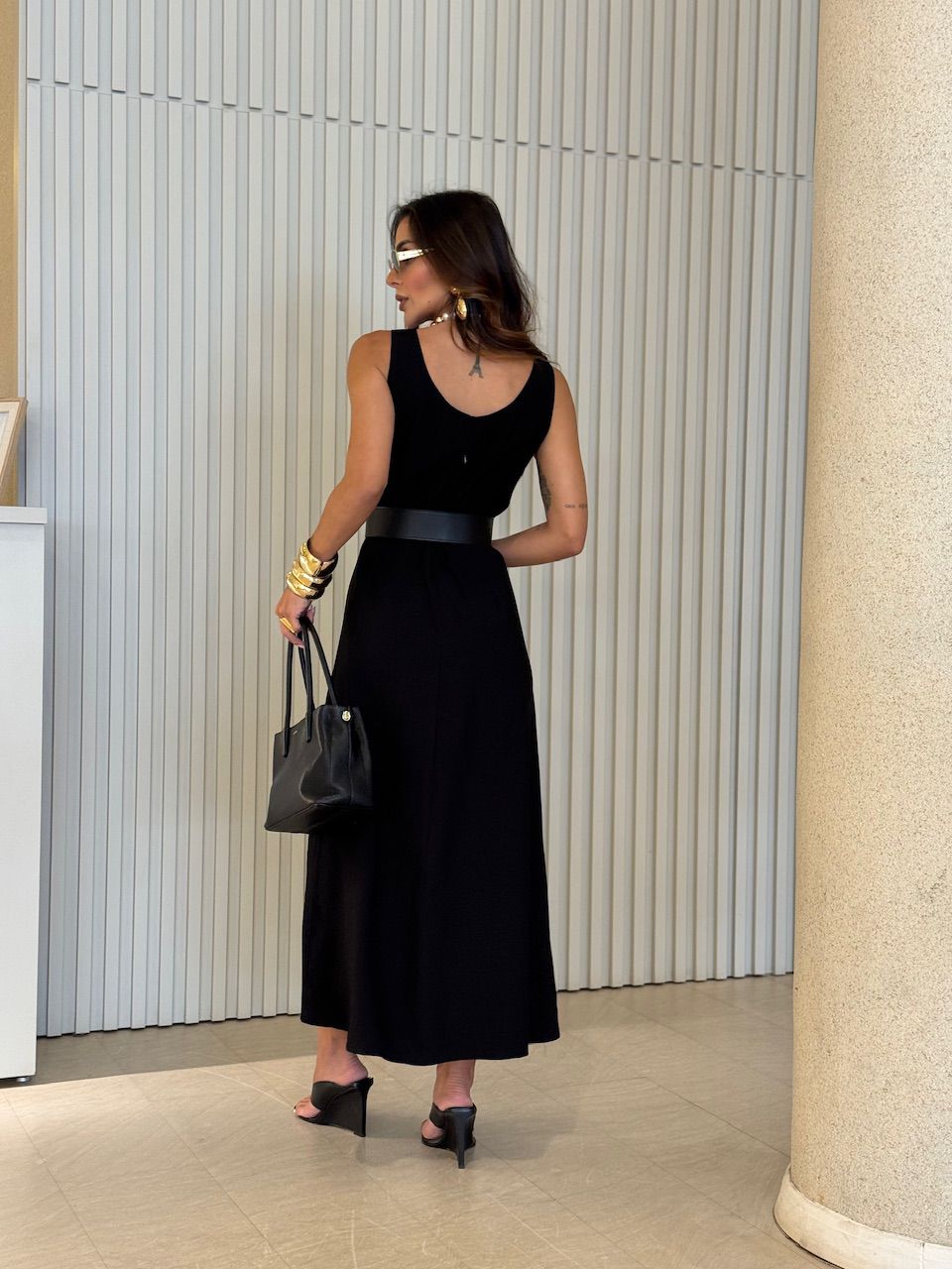 VESTIDO GLENDA CAVADO PRETO