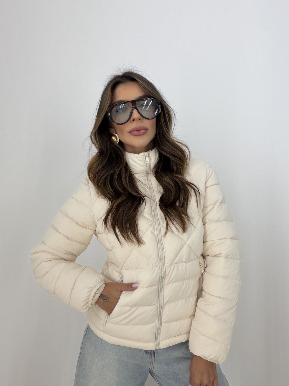 PUFFER ANGELA FORRADA MARFIM