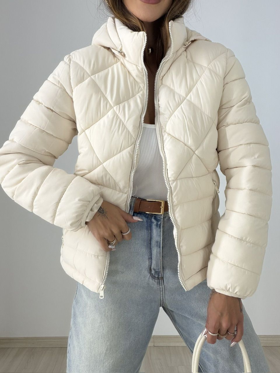 PUFFER ANGELA FORRADA MARFIM
