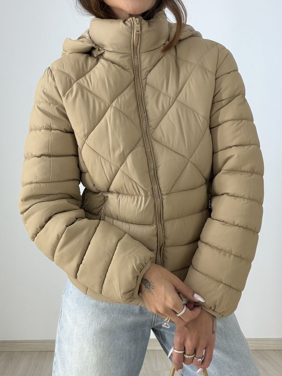 PUFFER ANGELA FORRADA NUDE