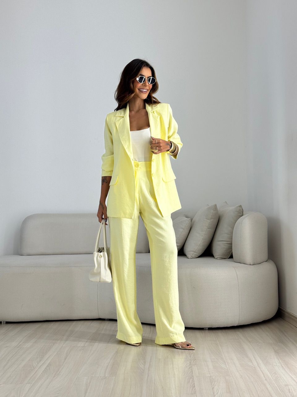 CONJUNTO SIMONE BLAZER CALÇA YELLOW BUTTER