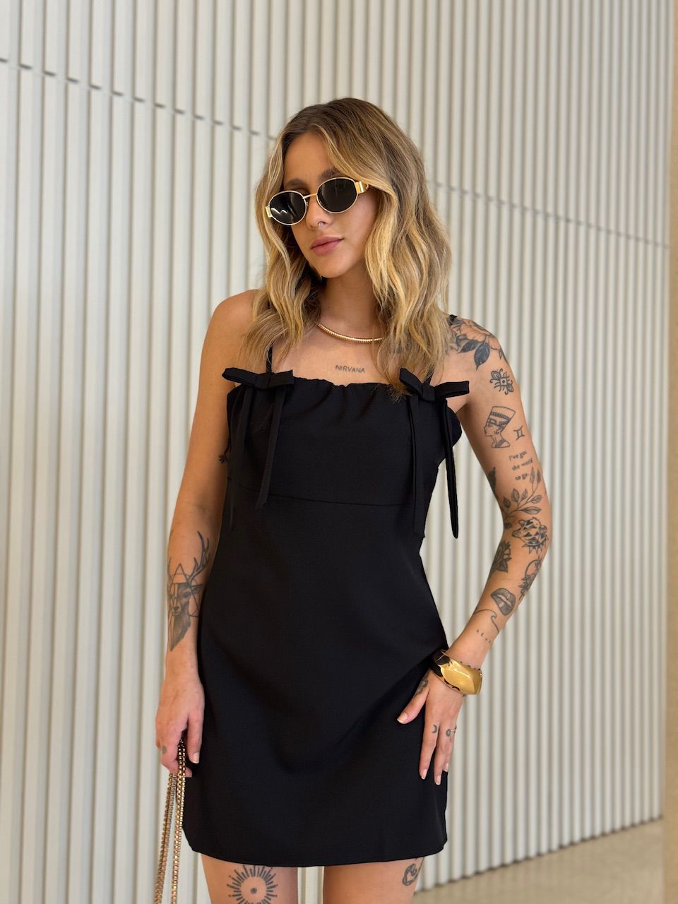 VESTIDO PATRICIA CURTO LACINHO PRETO