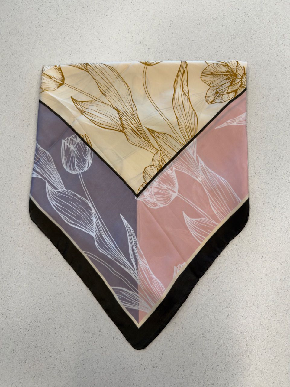 LENÇO FLORA CAQUI - 0072920096 - CAROLLA FERRARO