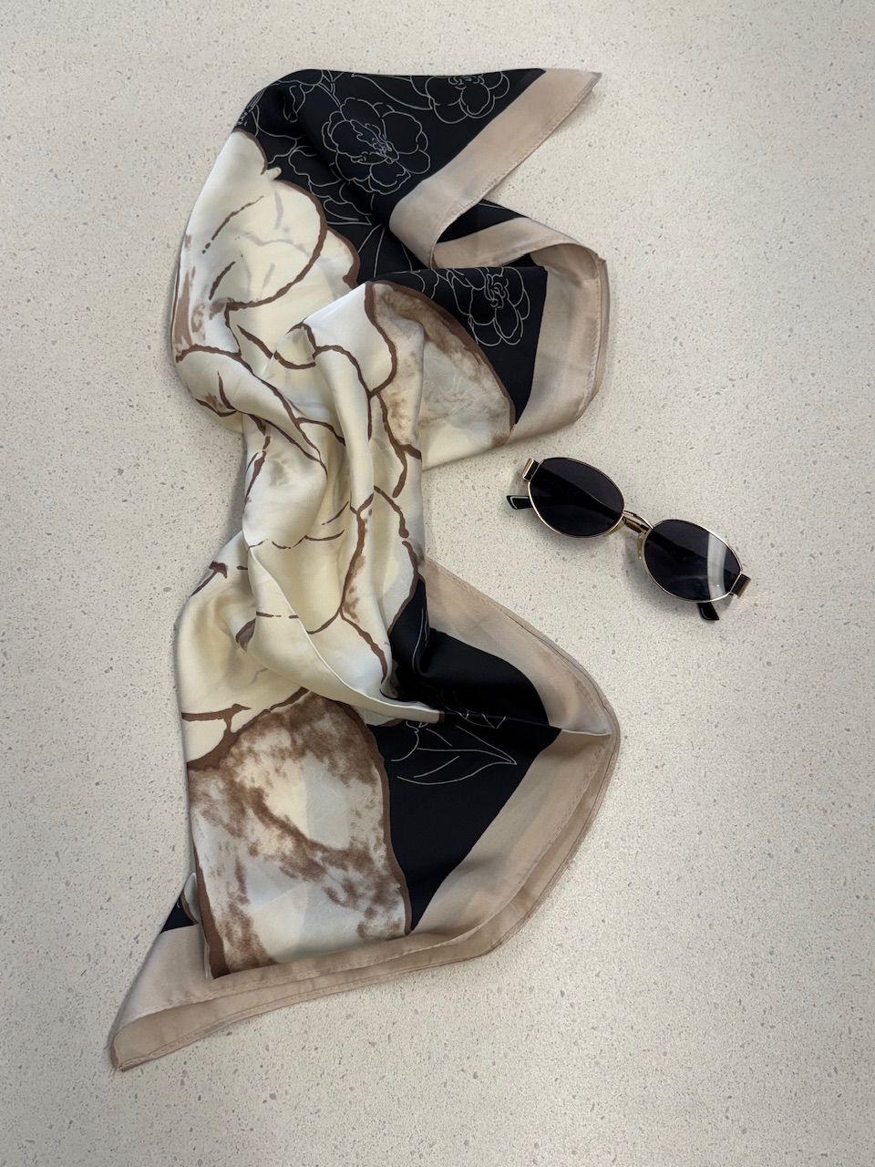 LENÇO ZOE AREIA - 0072950110 - CAROLLA FERRARO