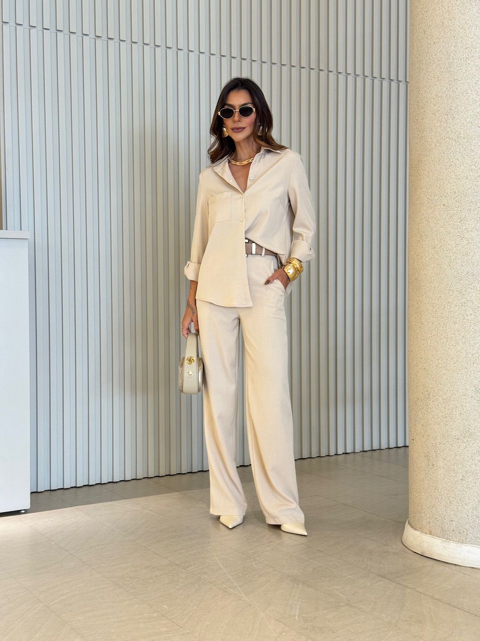 CONJUNTO ISIS CAMISA CALÇA AREIA - 0075130110 - CAROLLA FERRARO