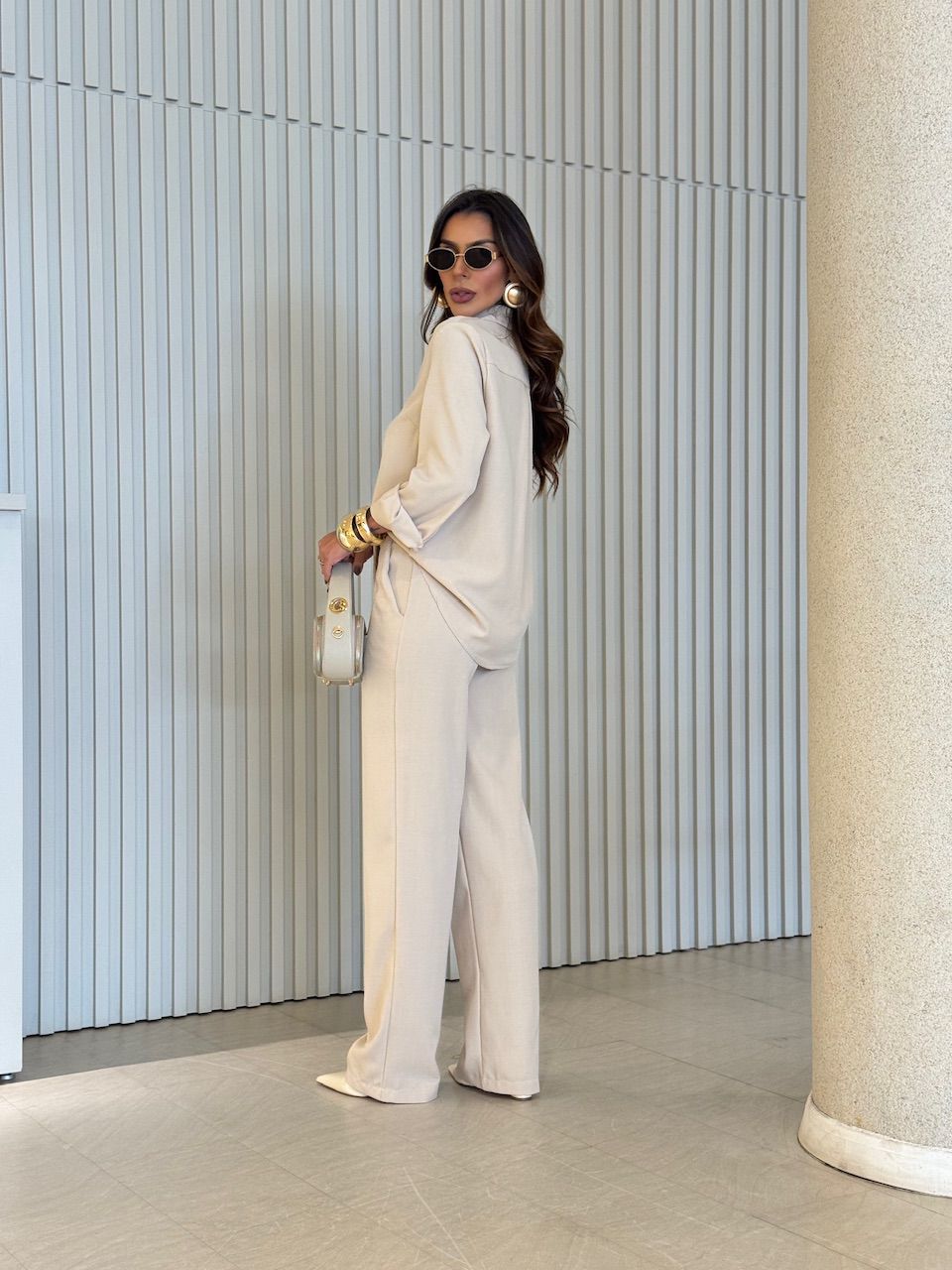 CONJUNTO ISIS CAMISA CALÇA AREIA