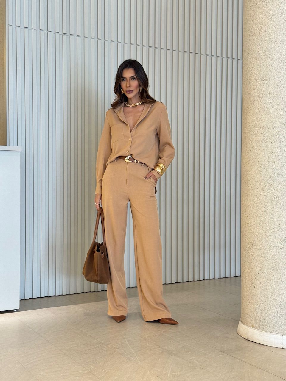 CONJUNTO ISIS CAMISA CALÇA NUDE - 0075130049 - CAROLLA FERRARO