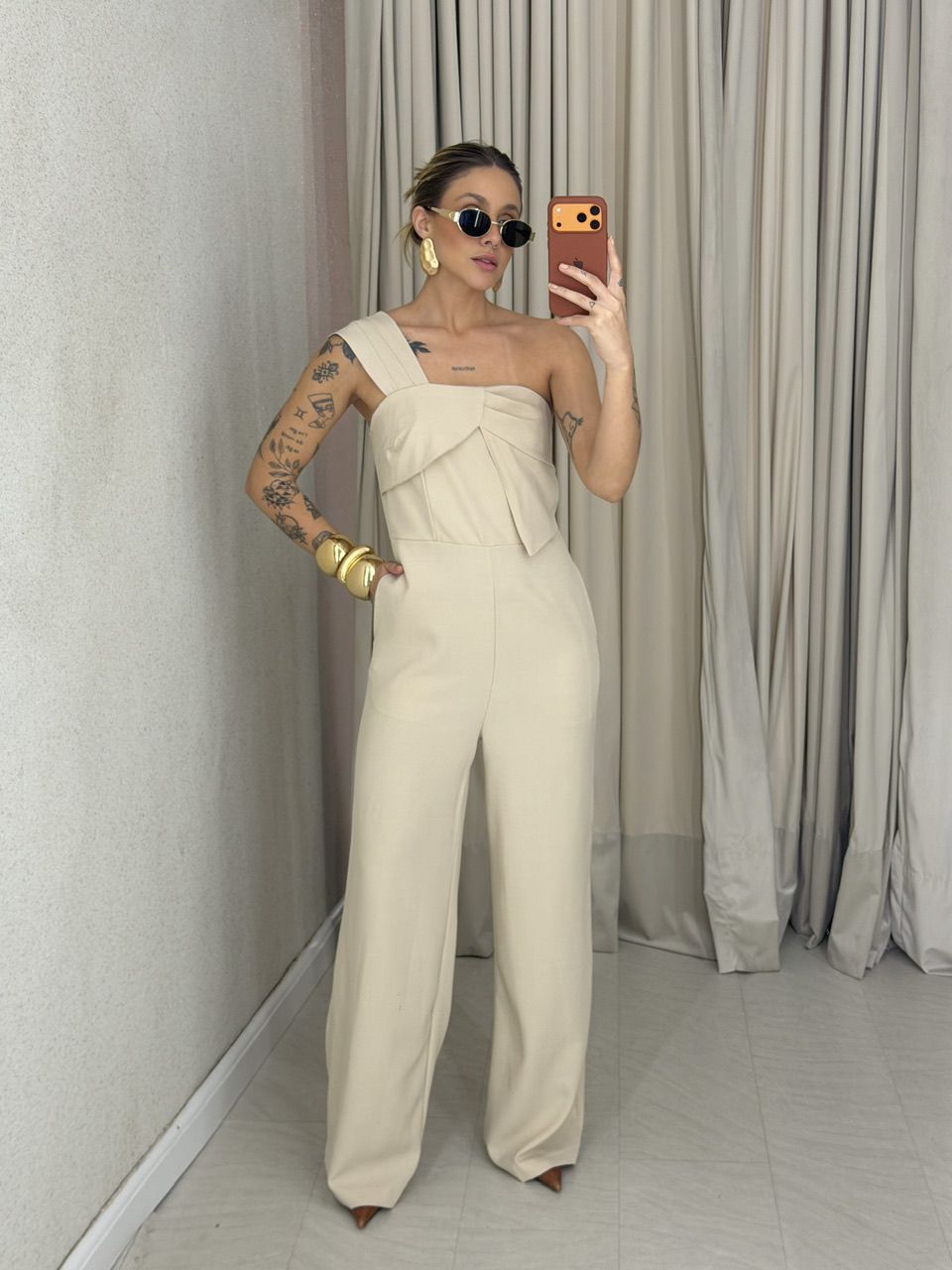 MACACÃO MELISSA NULA MANGA AREIA - 0075150110 - CAROLLA FERRARO