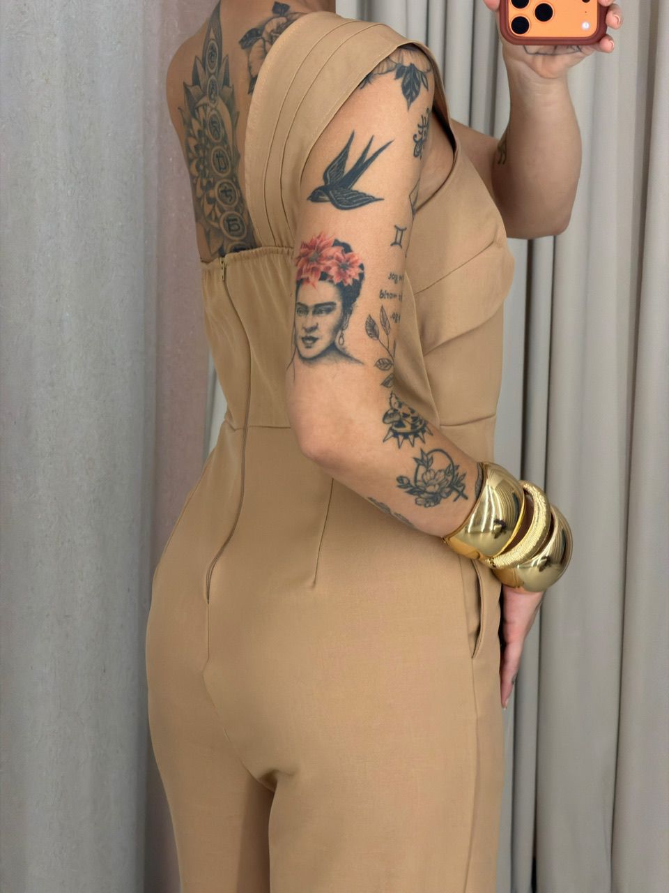 MACACÃO MELISSA NULA MANGA NUDE