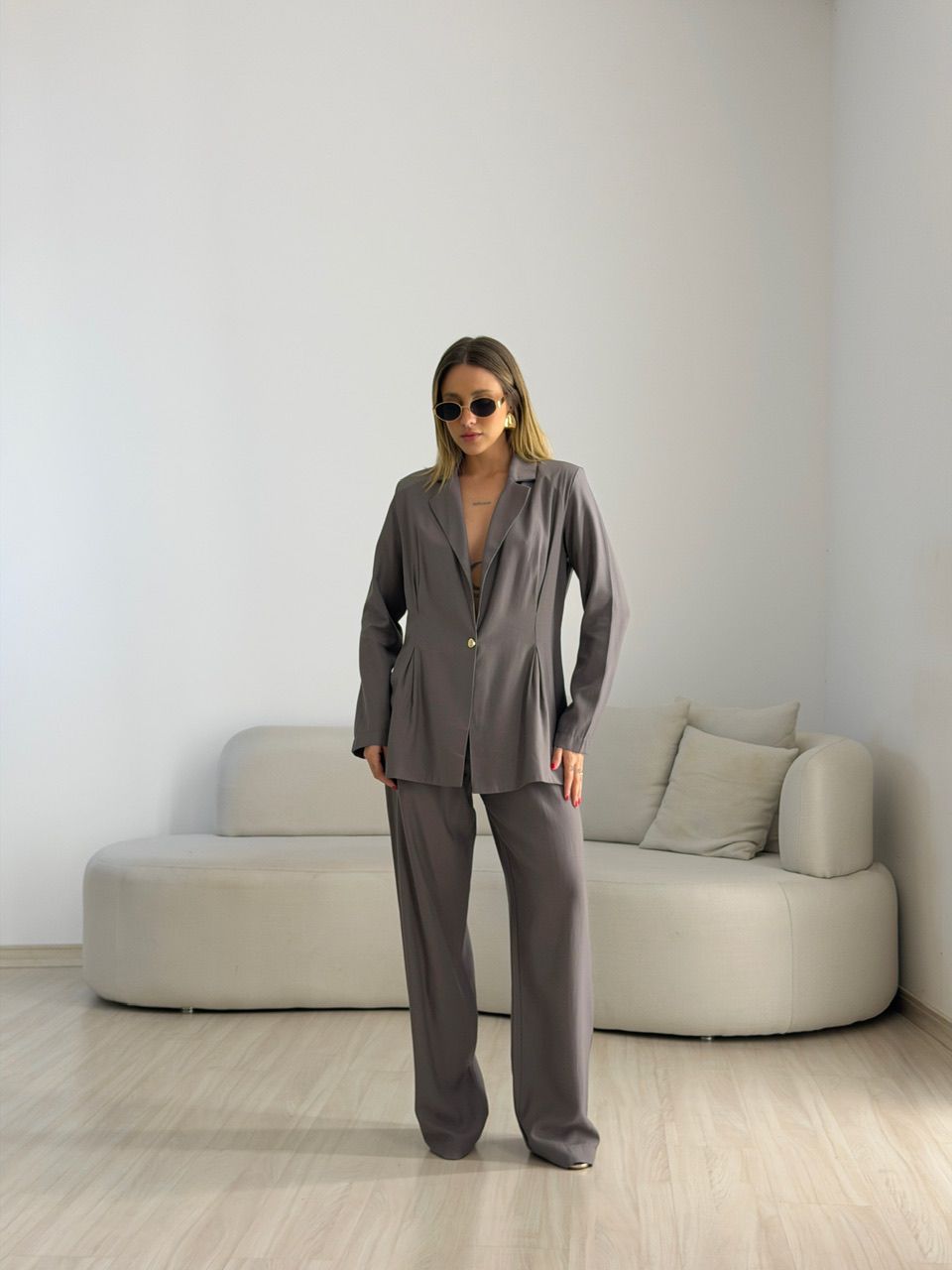 CONJUNTO VIVIAN BLAZER CINZA