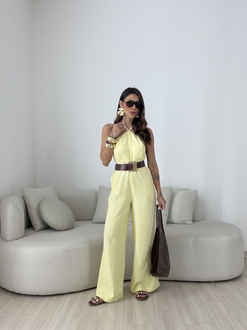 MACACÃO LARISSA 02 FRENTE ÚNICA AMARELO