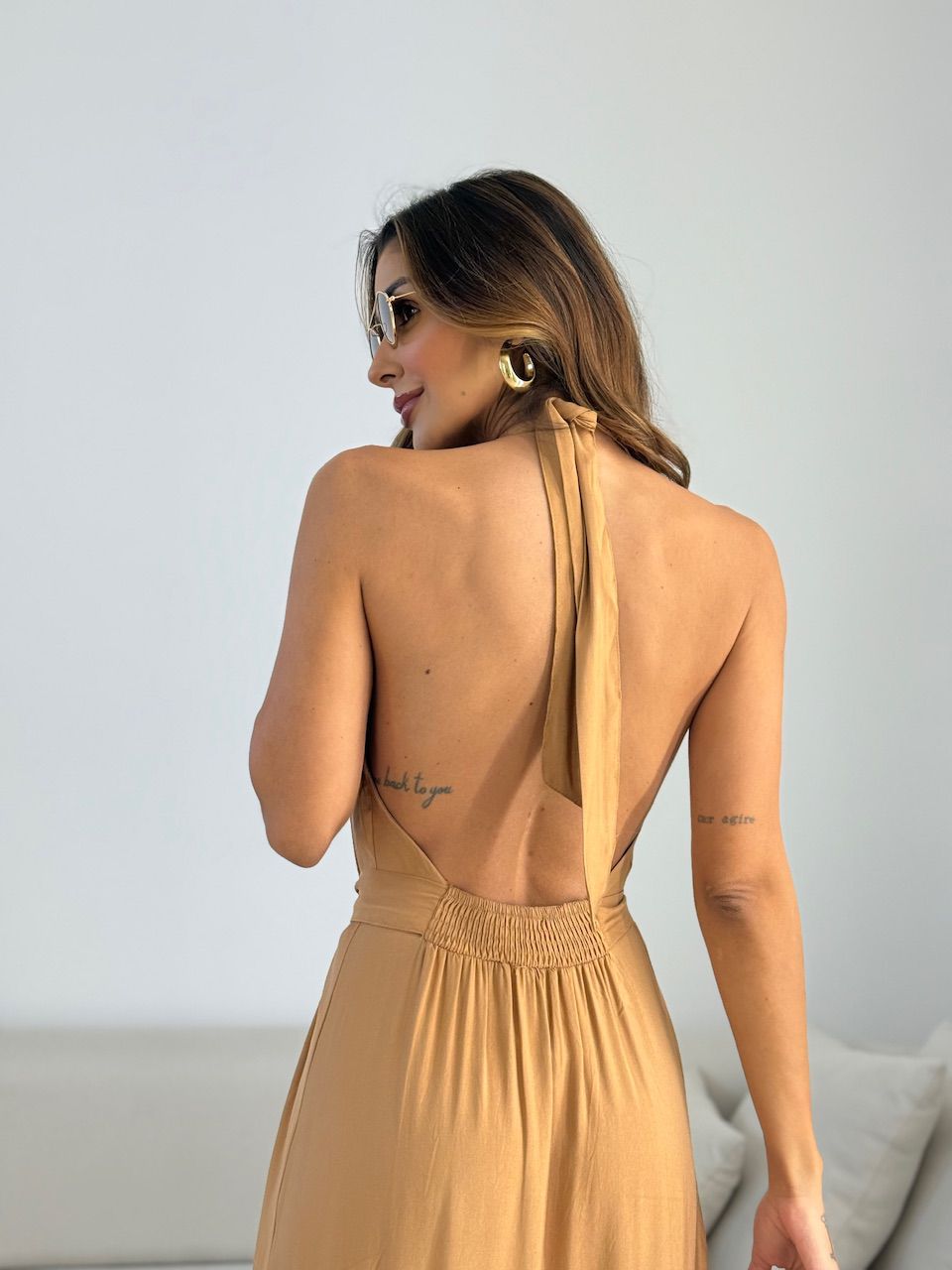 VESTIDO JASMIN FRENTE ÚNICA NUDE
