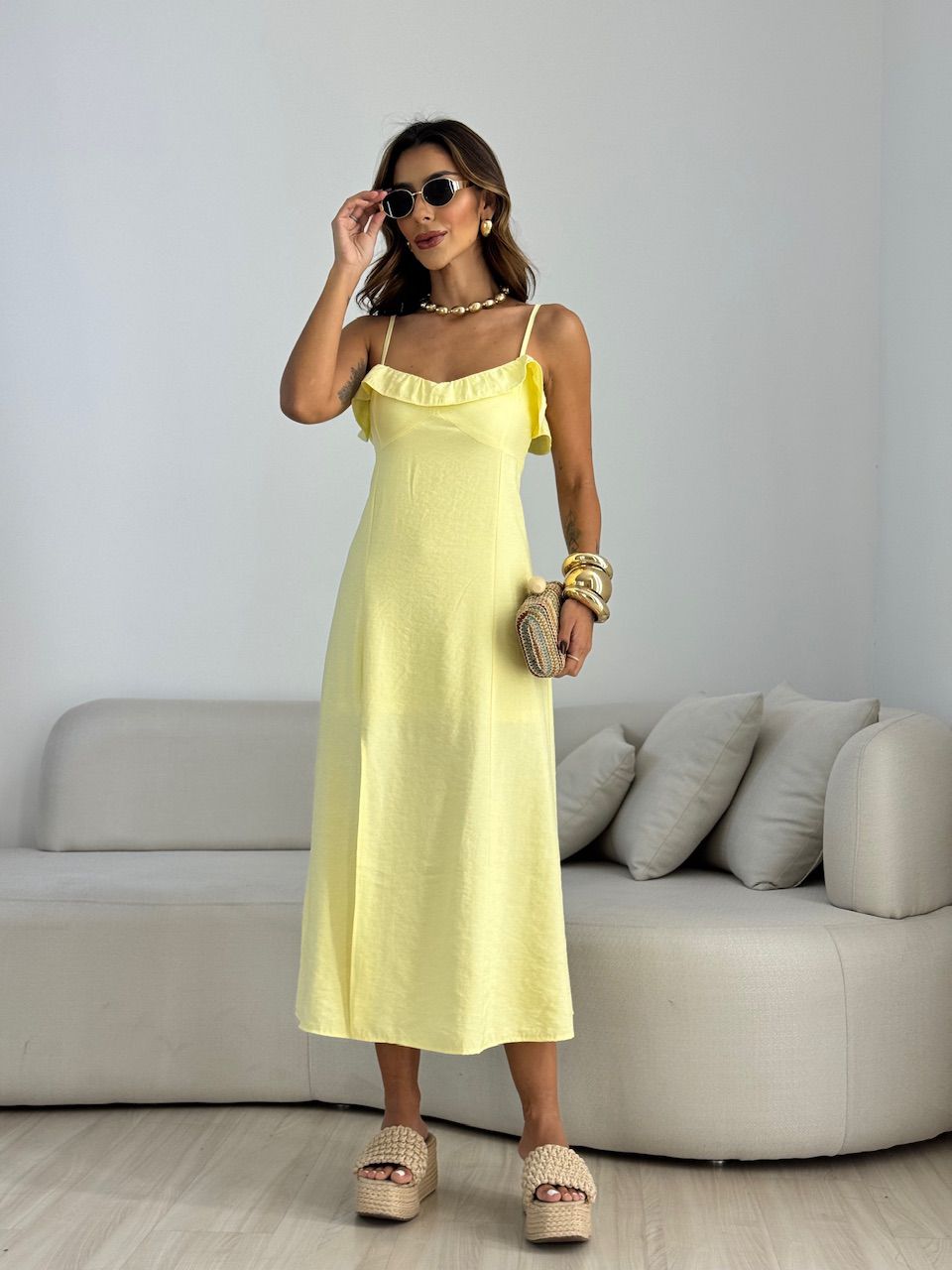 VESTIDO MIRIAN LONGUETE YELLOW BUTTER
