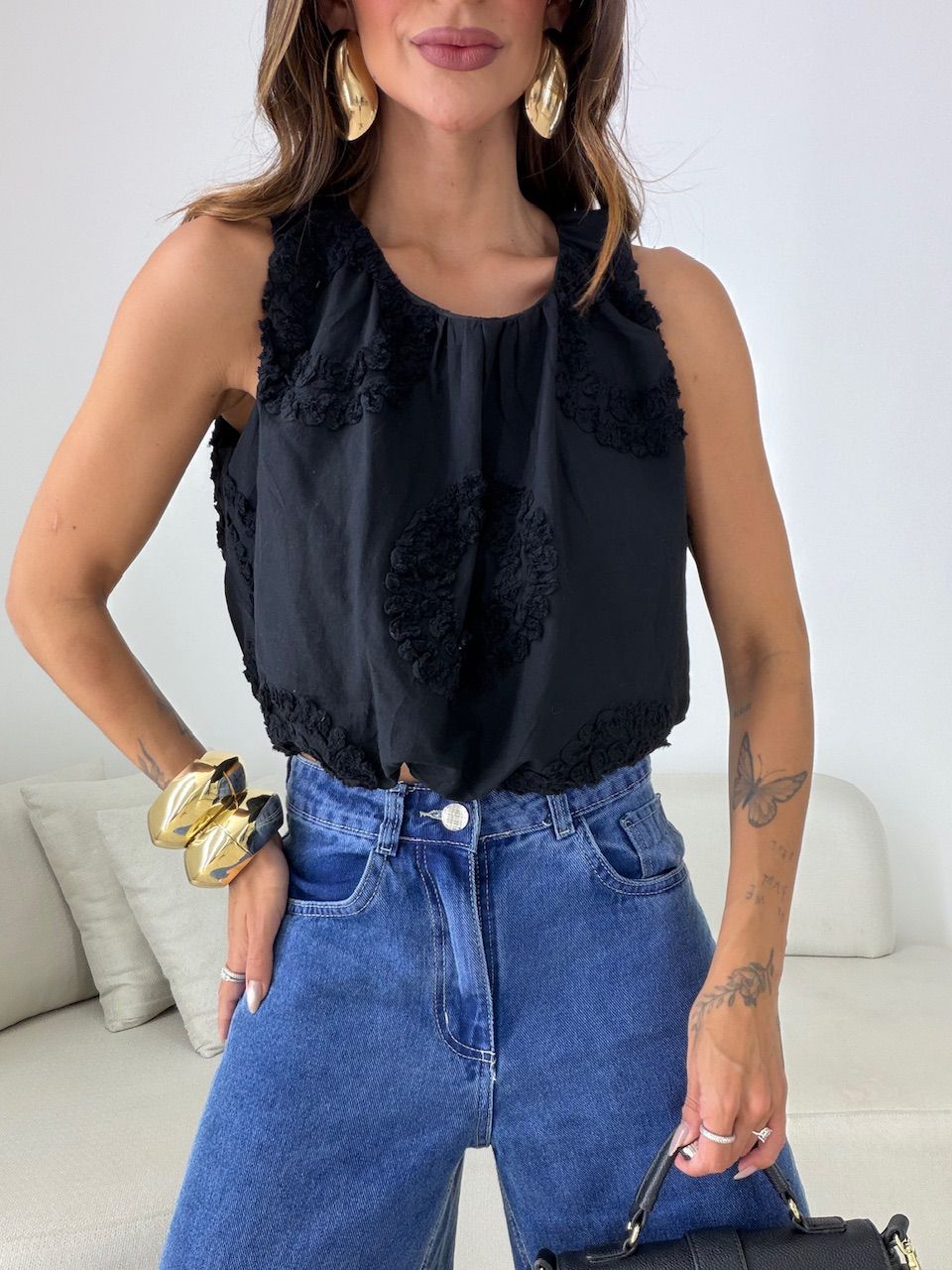 BLUSA LAUANY CROPPED PRETA