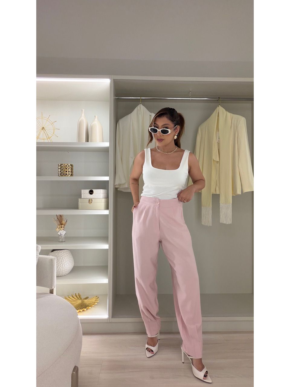 CALÇA JULIANA BOTÃO ROSA - 0082260031 - CAROLLA FERRARO