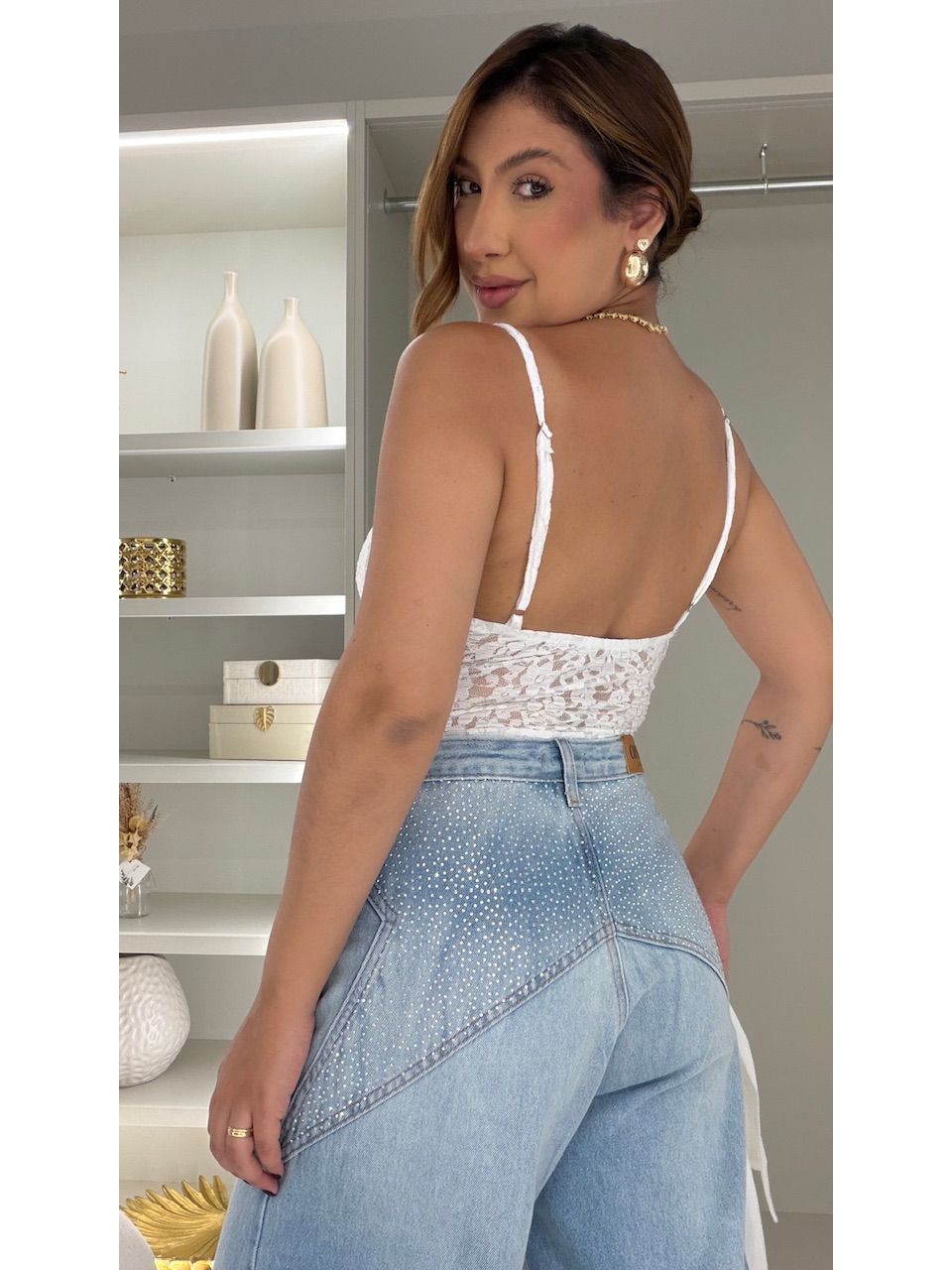 CALÇA LIDIANE APLICAÇÕES JEANS CLARO