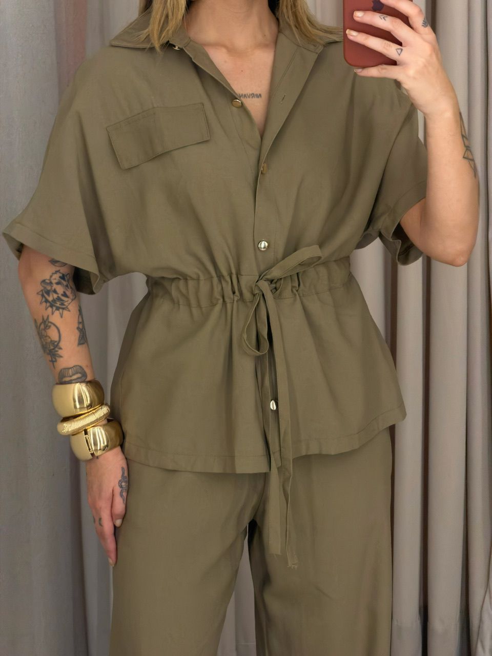 CONJUNTO ALEXIA COLETE CARGO VERDE OLIVA